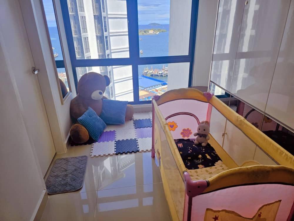 Seaview Suite@the Shore Figures Kota Kinabalu